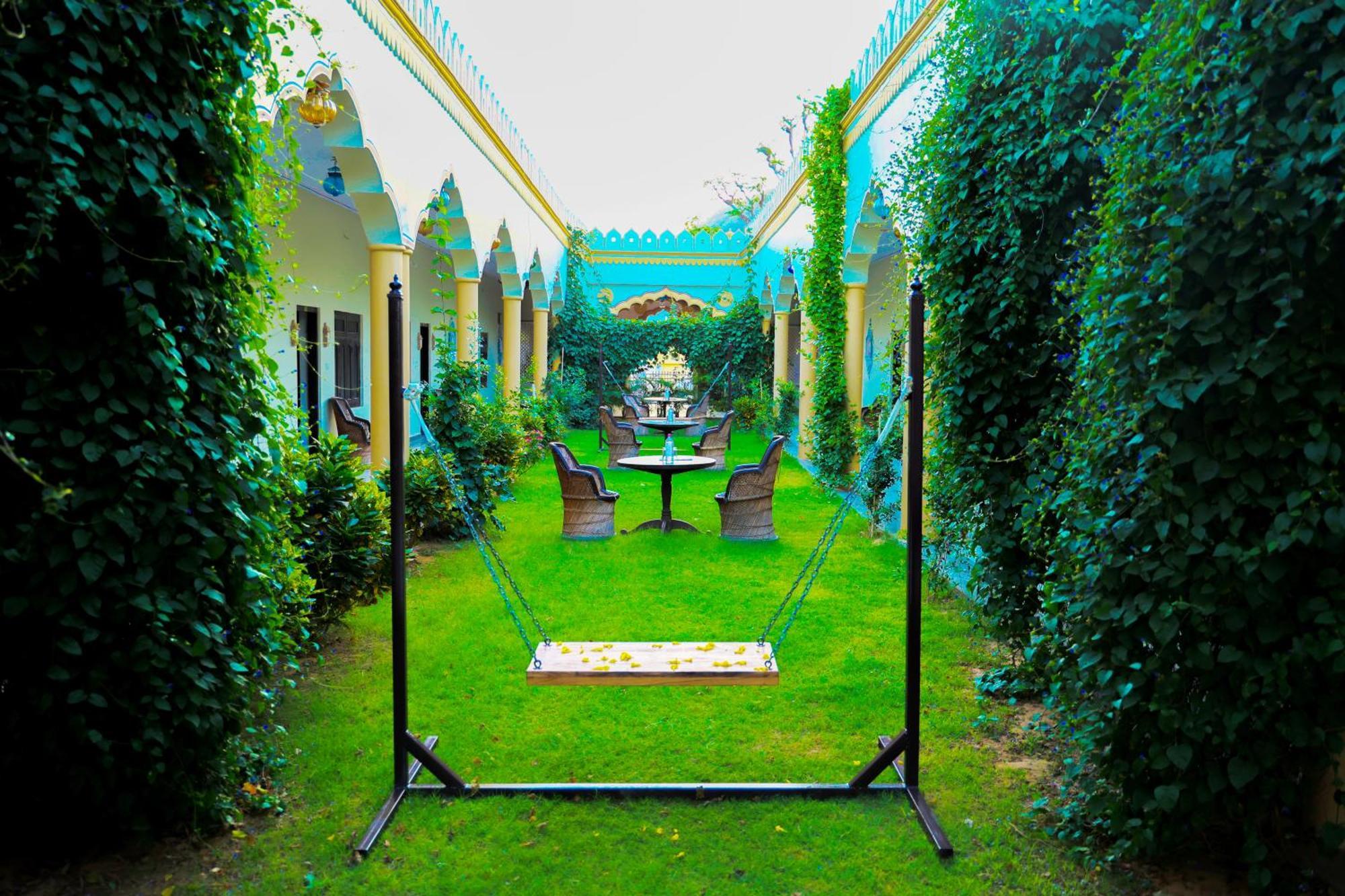 Hotel Mewad Haveli พุชการ์ ภายนอก รูปภาพ
