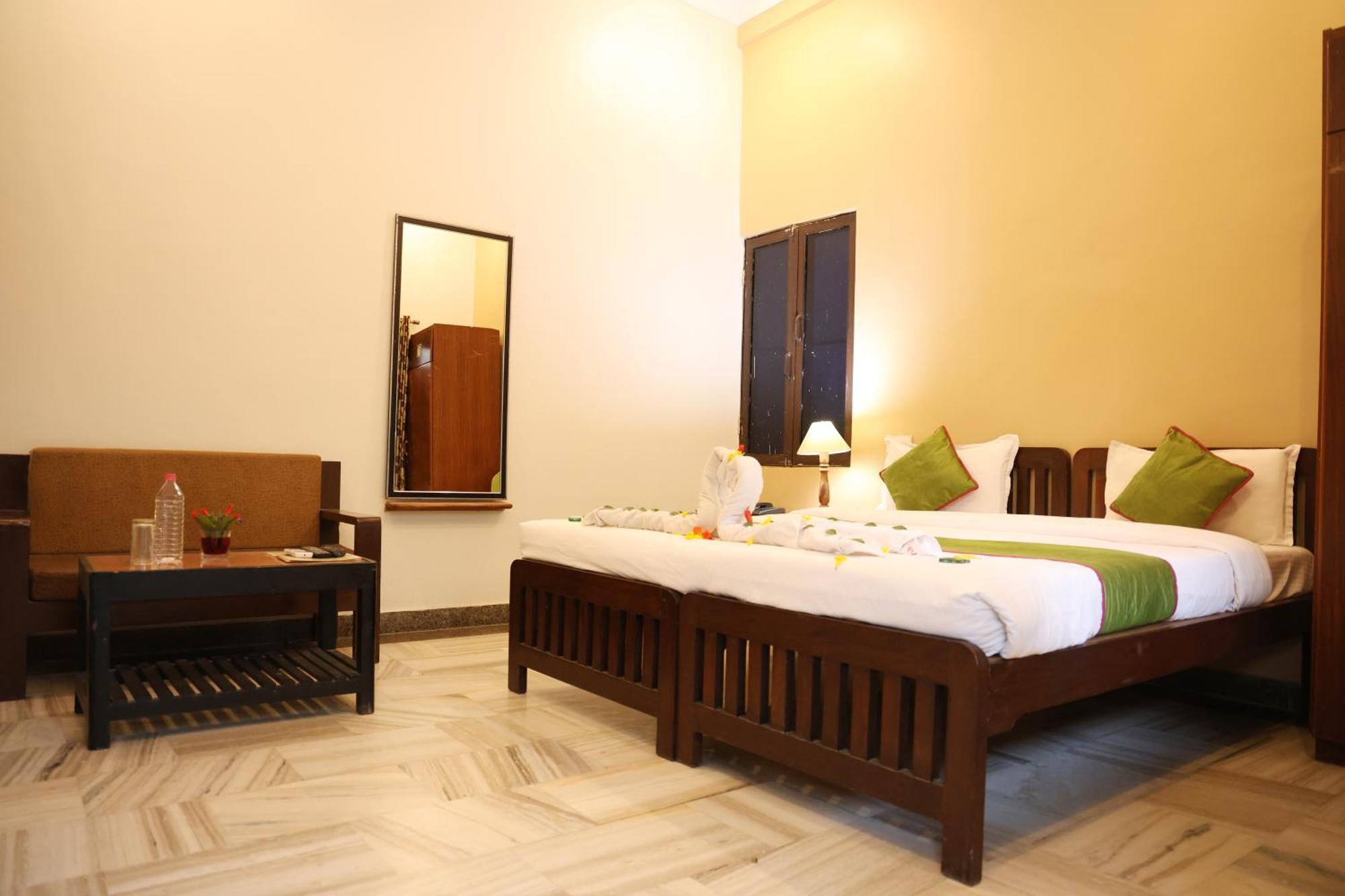 Hotel Mewad Haveli พุชการ์ ภายนอก รูปภาพ