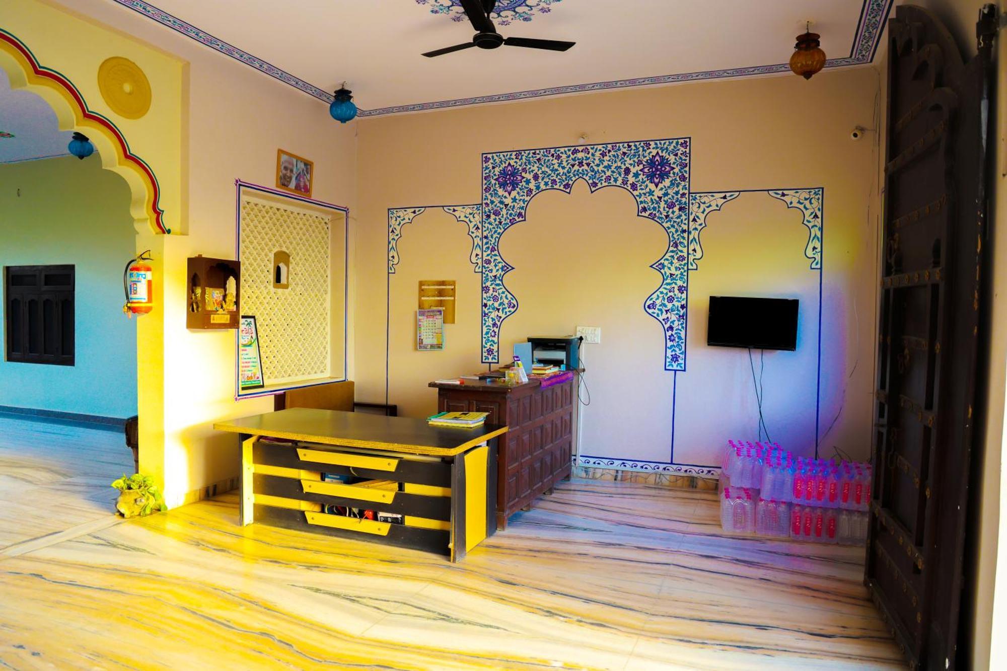 Hotel Mewad Haveli พุชการ์ ภายนอก รูปภาพ
