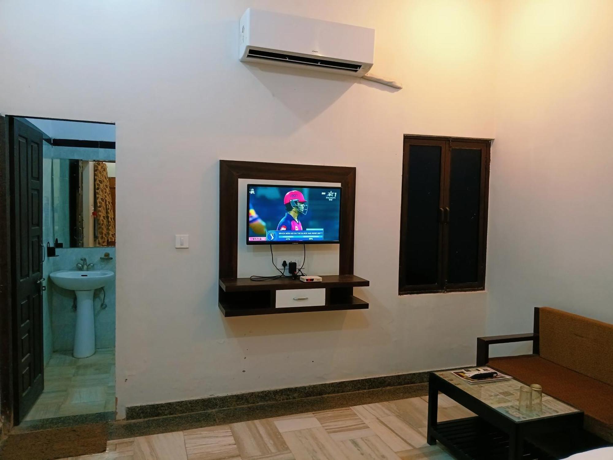 Hotel Mewad Haveli พุชการ์ ภายนอก รูปภาพ